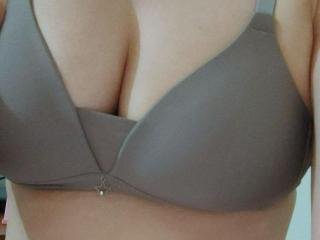 Bigpusy18x  Willkommen. Ich bin allein. Ich suche einen netten, großzügigen und reichen Freund. Treten Sie der Unterstützung bei und spielen Sie mit mir. Ich werde dich mit Saft, Sahne und Tintenfisch glücklich machen... Ich liebe dich so sehr.