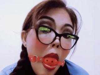HornyAsian4Slave  ICH LIEBE ES, DICH ZU DOMINIEREN UND HART ZU FI**en.