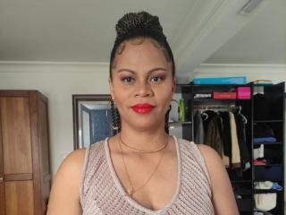 DorothyInsky Ich will Ihnen ein kleines Geheimnis verraten. Ich kann einfach nicht genug bekommen. Ich will mehr und mehr und mehr. Manchmal denke ich, dass ich total süchtig bin.