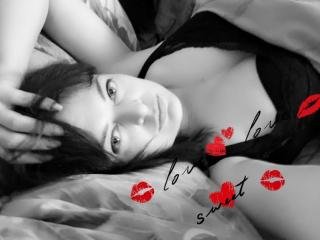 LINDA-SWEET-54  Hallo, mein Name ist Linda, ich bin 54 Jahre alt. Ich bin eine süße, wunderschöne Frau, die bereit ist, Ihre zutiefst verborgenen Fantasien zu erfüllen