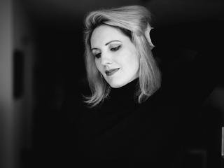 NoraNoxx Von einem planbaren, gradlinigen Leben habe ich genug - deshalb lebe ich mich jetzt voll aus! Mit 37 weiß ich so langsam was ich will ;-) also, finde es heraus!